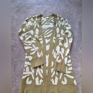 Hem & Thread Olive and Cream Cardigan